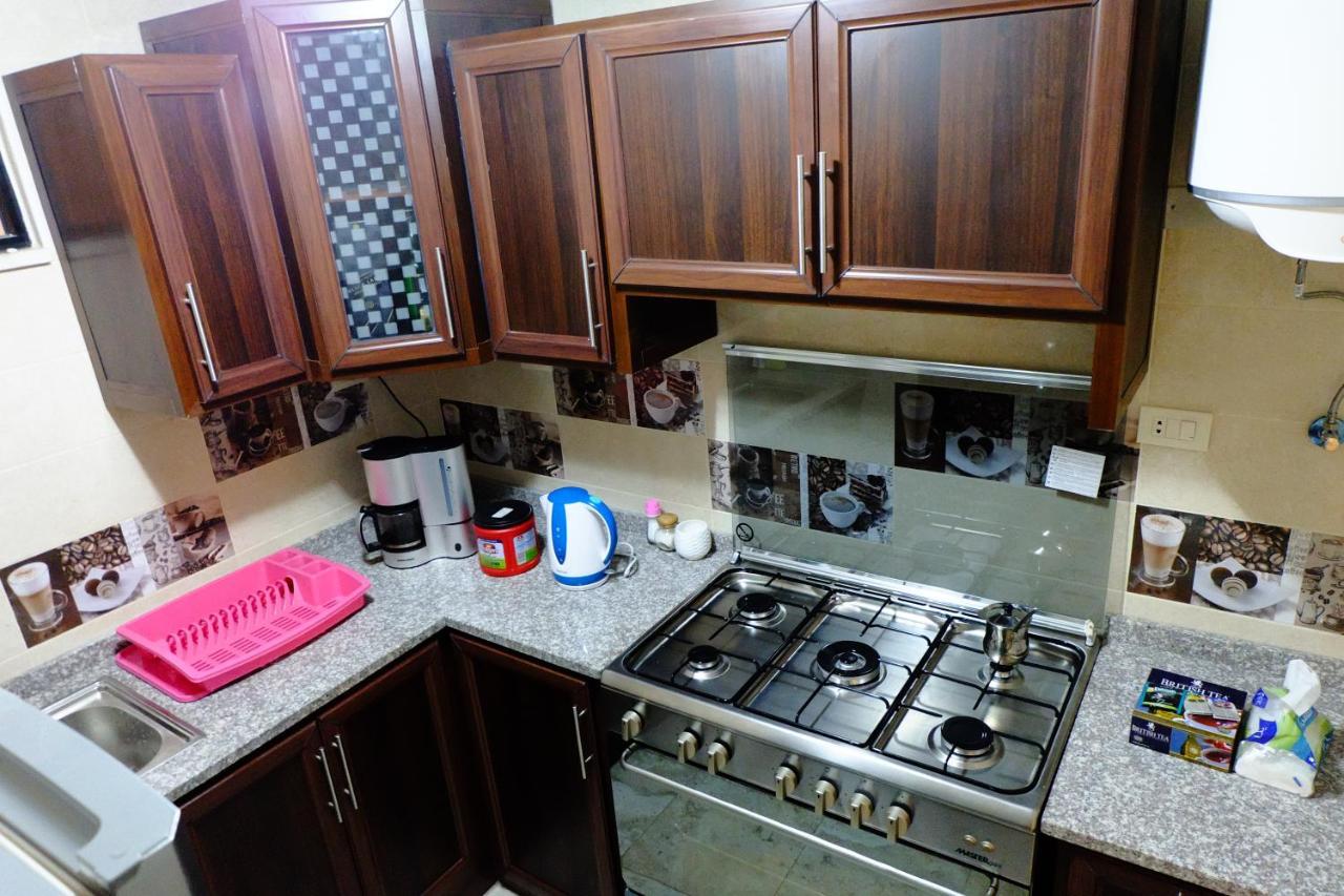 Arabian Suites Аман Екстериор снимка