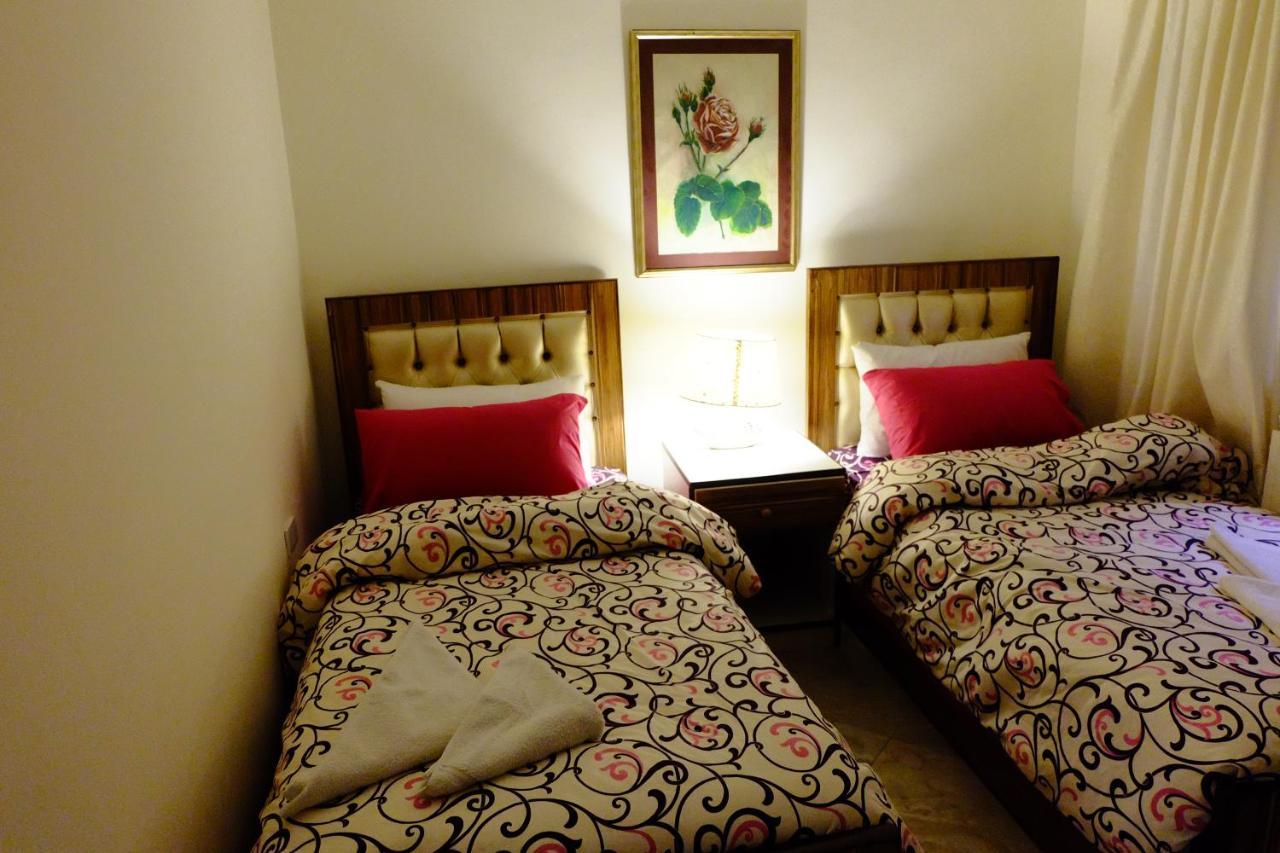 Arabian Suites Аман Екстериор снимка