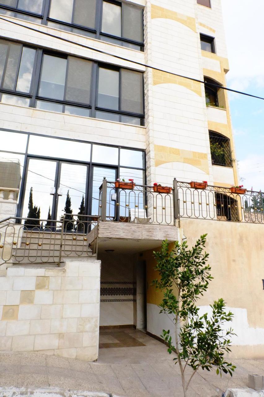 Arabian Suites Аман Екстериор снимка